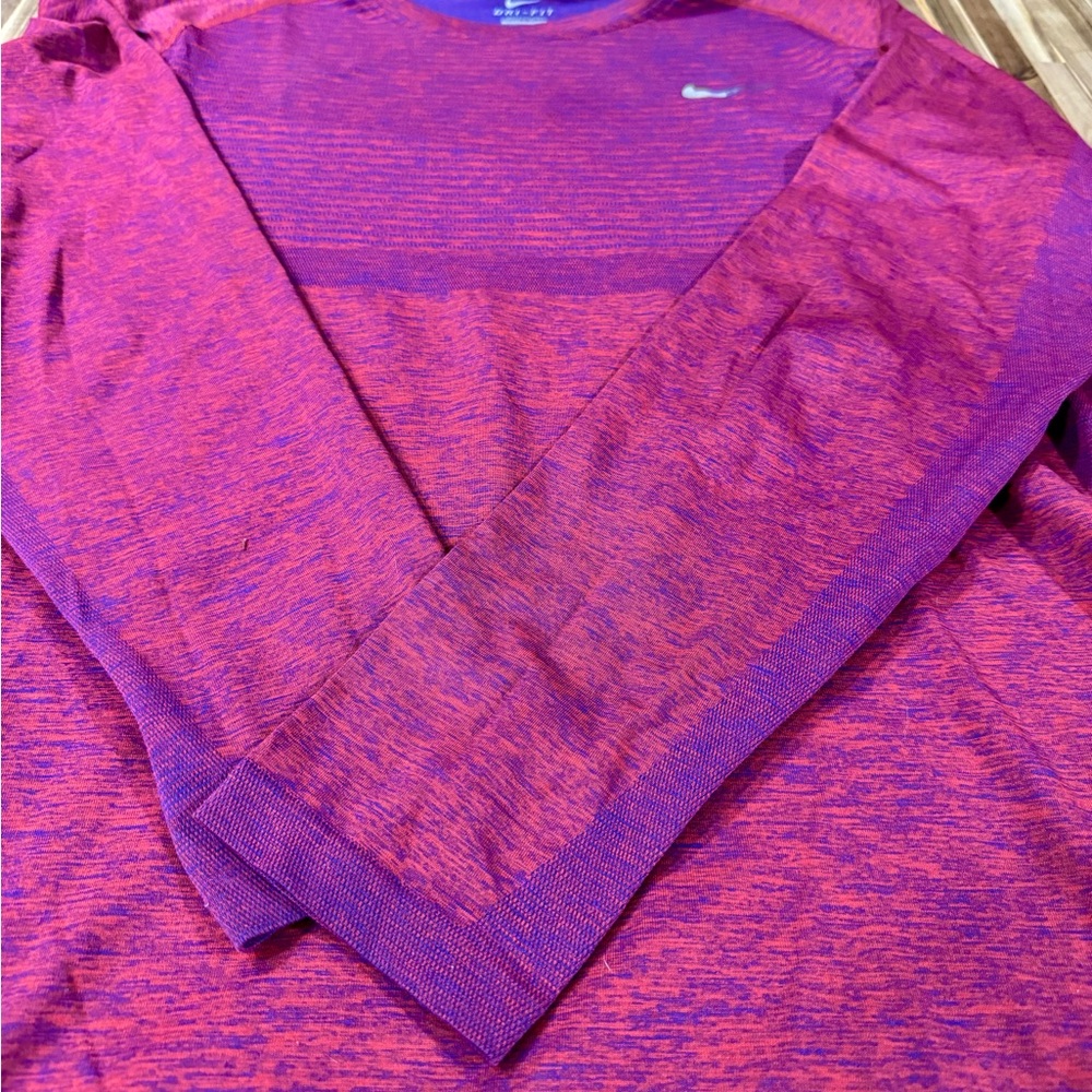 Nike Running Long Sleeve Shirt - Picture 2 of 8